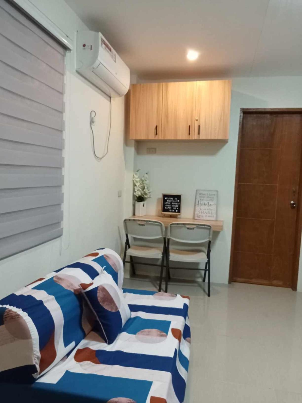 Richville Little Boracay Guest House Calatagan Экстерьер фото