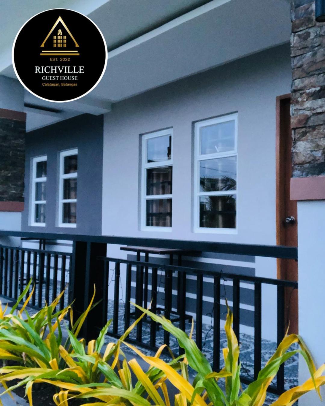 Richville Little Boracay Guest House Calatagan Экстерьер фото
